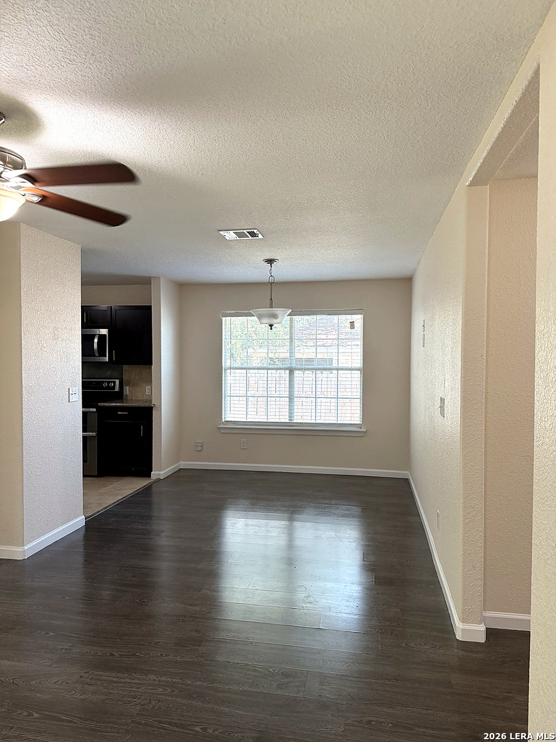 7043 Hallie Ridge San Antonio TX 78227