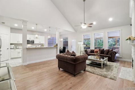 1321 Barton Creek San Antonio TX 78258