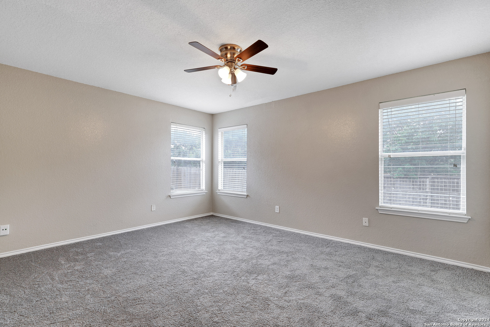 2722 Brighton Park Converse TX 78109