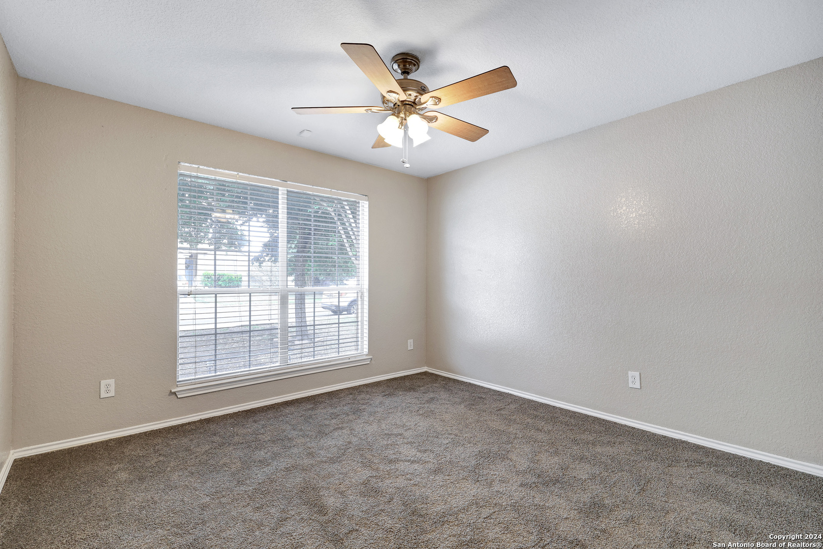 2722 Brighton Park Converse TX 78109