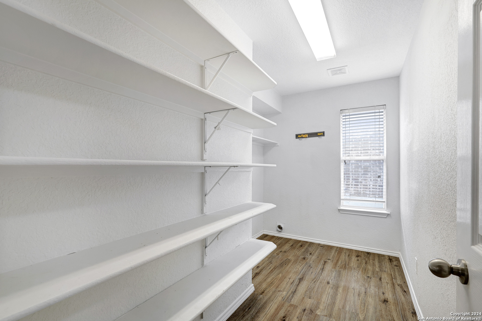2722 Brighton Park Converse TX 78109