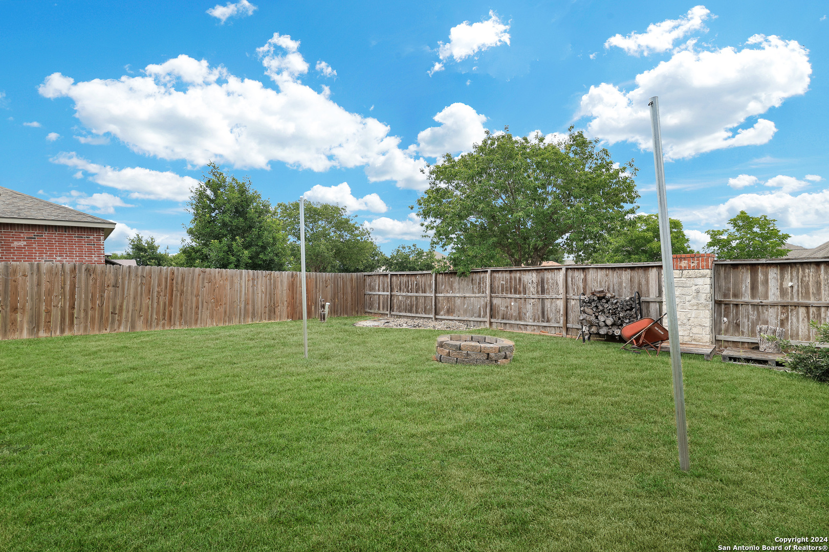 2722 Brighton Park Converse TX 78109