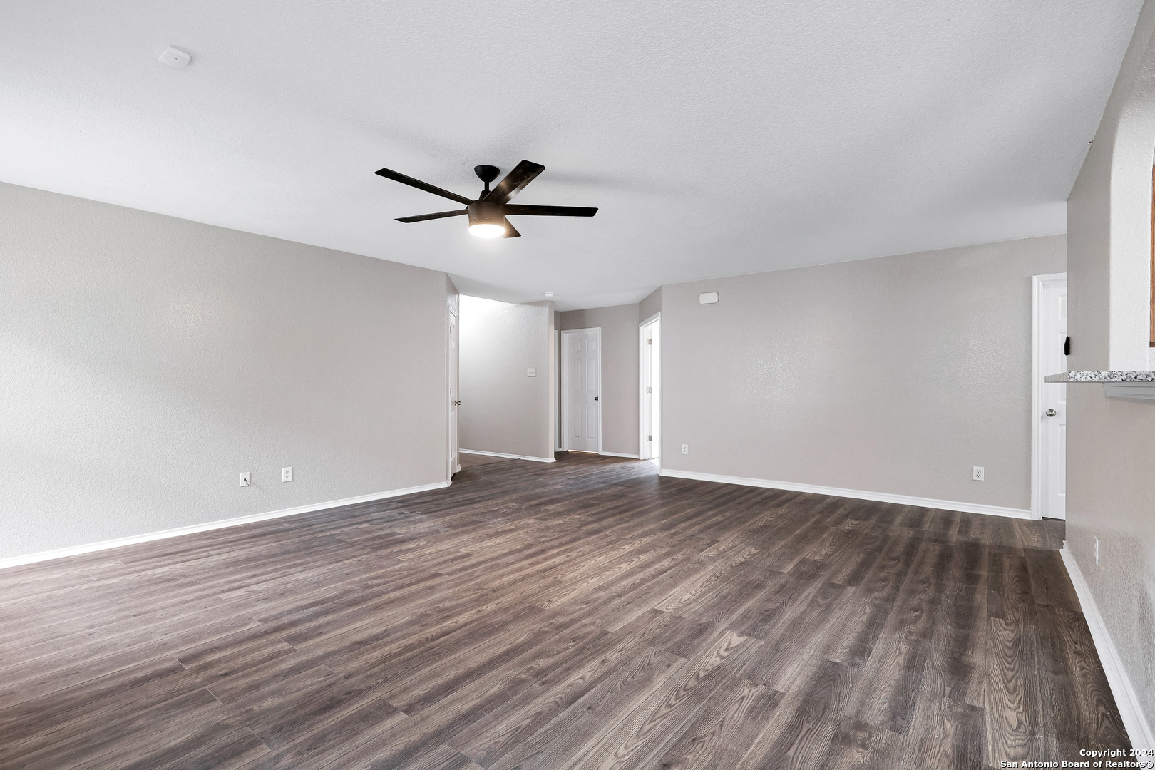 2722 Brighton Park Converse TX 78109