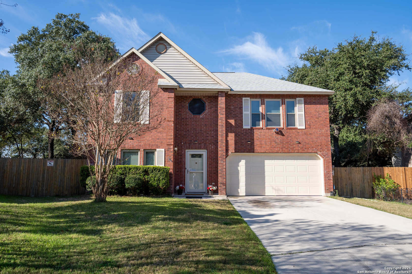 104 Newrock Creek Schertz TX 78154