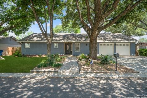 410 W Tanglewood Drive New Braunfels TX 78130