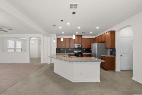 412 Deer Crest Drive New Braunfels TX 78130