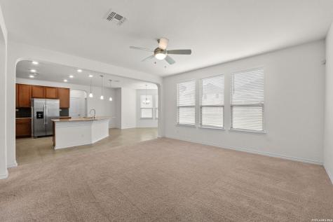 412 Deer Crest Drive New Braunfels TX 78130