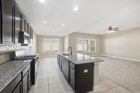 3922 Retreat San Antonio TX 78253