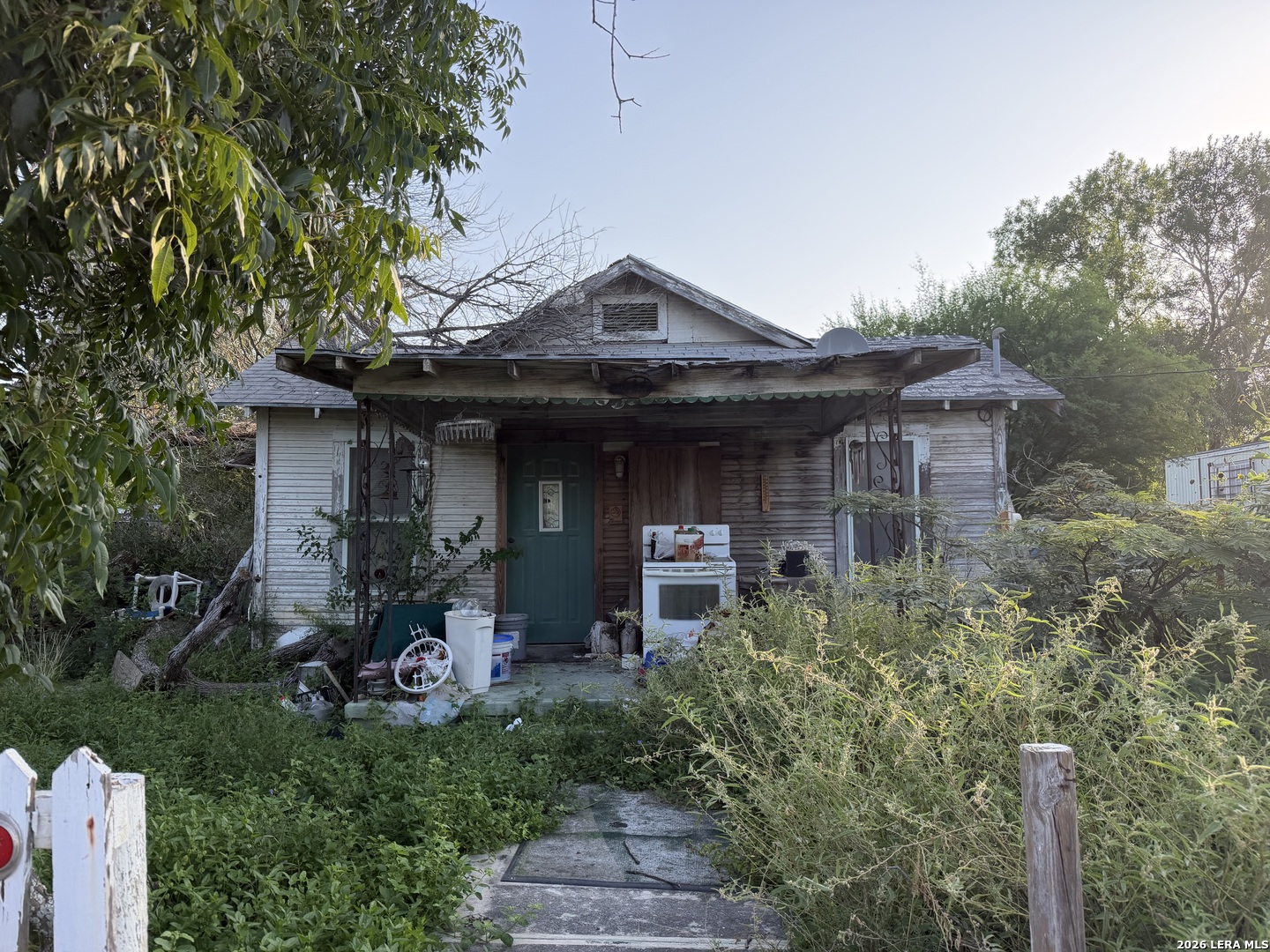 514 E Spring Street Brackettville TX 78832