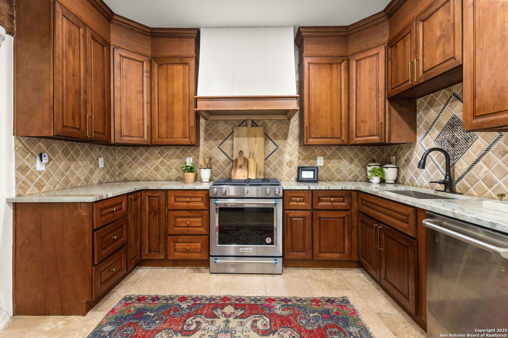 417 E Hildebrand San Antonio TX 78212