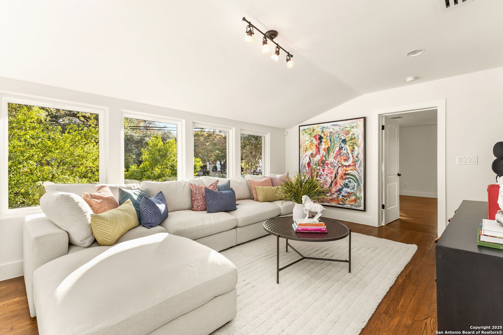 417 E Hildebrand San Antonio TX 78212