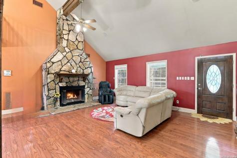 1180 Elm Valley Bulverde TX 78163