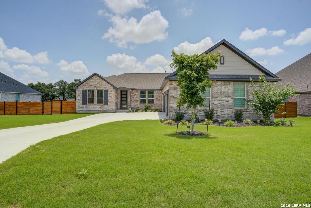 237 Bryant Park Castroville TX 78009