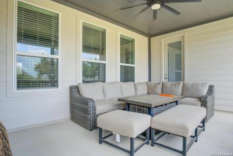 237 Bryant Park Castroville TX 78009