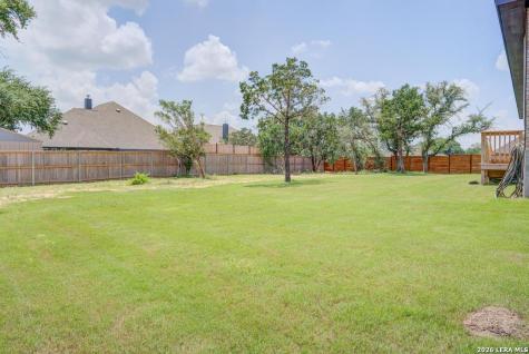237 Bryant Park Castroville TX 78009