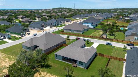 237 Bryant Park Castroville TX 78009