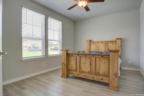 237 Bryant Park Castroville TX 78009