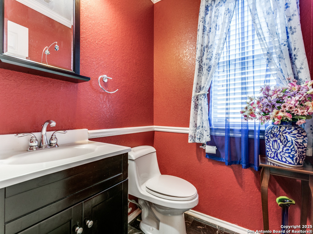 10702 Diamond Rock San Antonio TX 78251