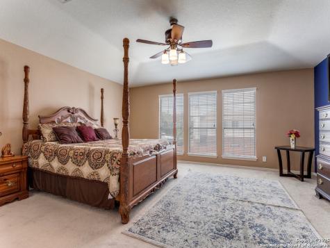 10702 Diamond Rock San Antonio TX 78251