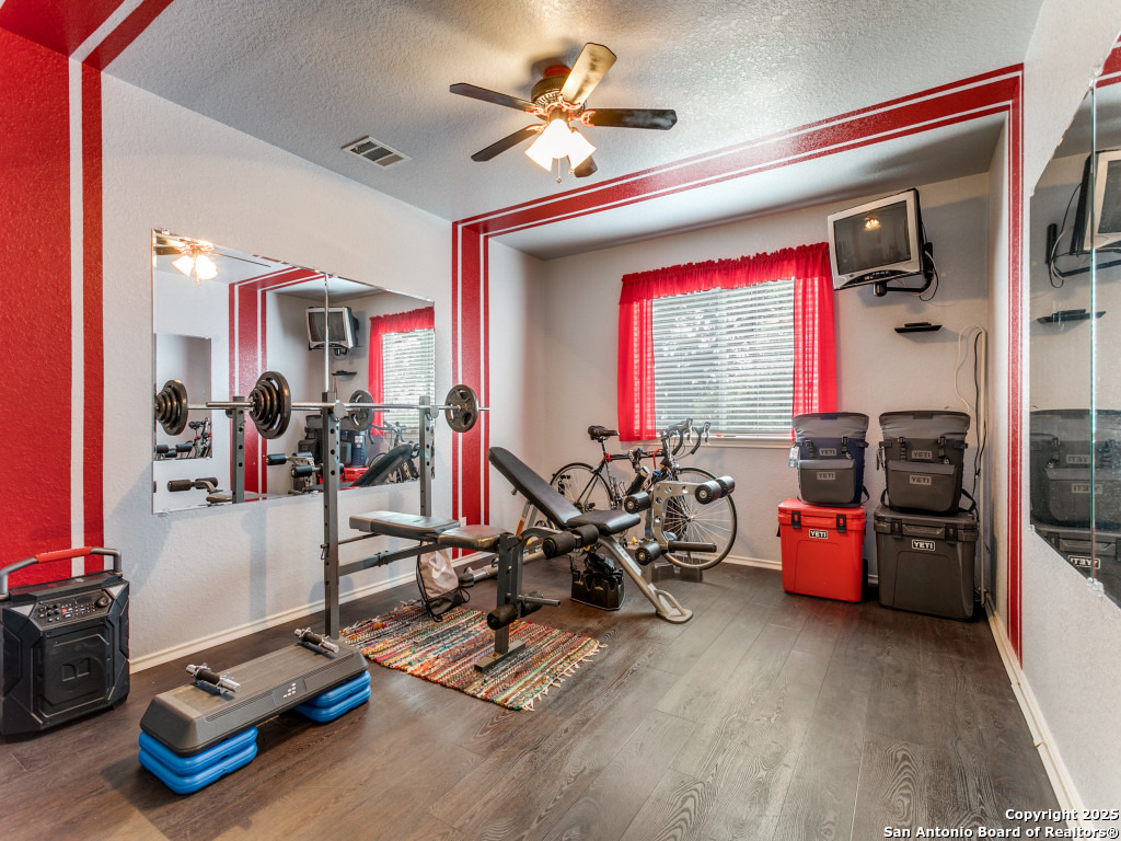 10702 Diamond Rock San Antonio TX 78251
