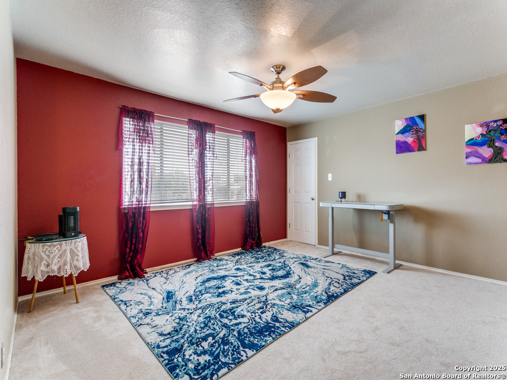 10702 Diamond Rock San Antonio TX 78251