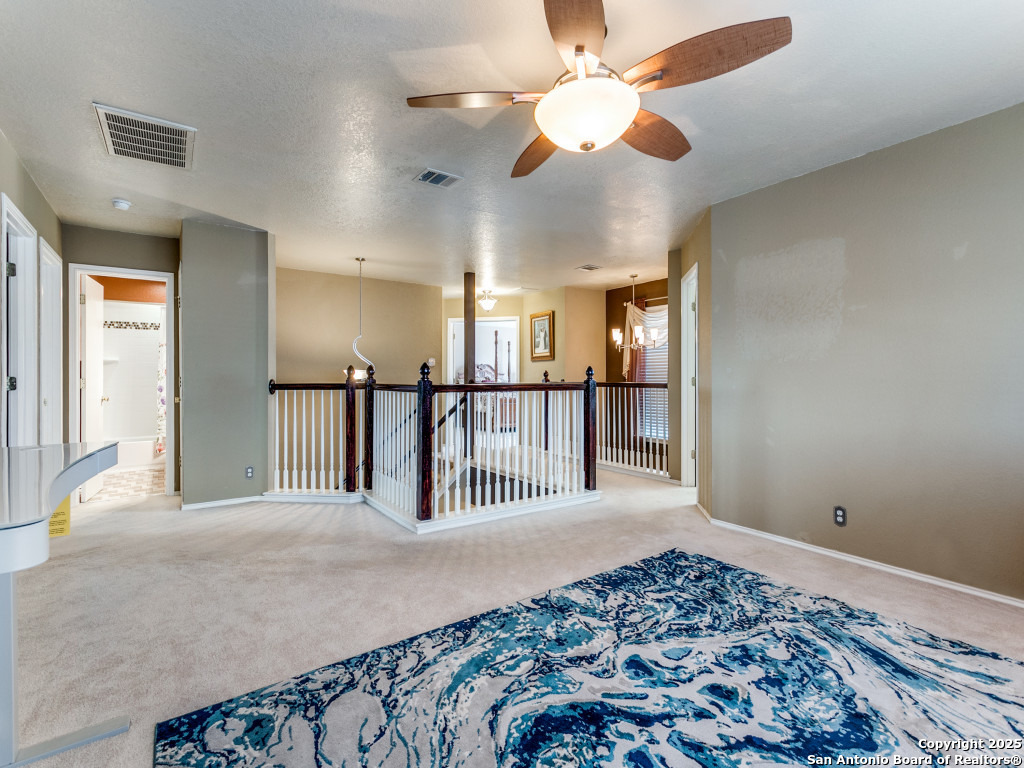10702 Diamond Rock San Antonio TX 78251