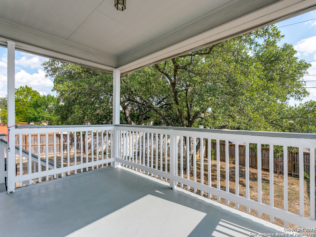10702 Diamond Rock San Antonio TX 78251