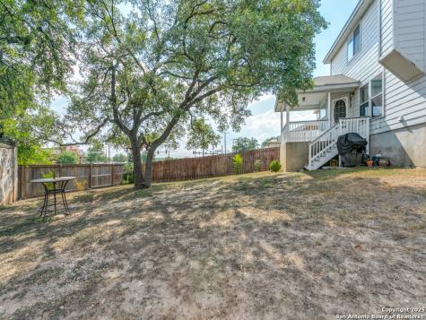 10702 Diamond Rock San Antonio TX 78251