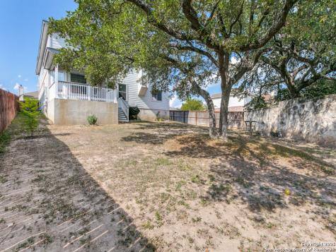 10702 Diamond Rock San Antonio TX 78251