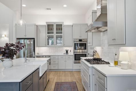 3 Saxby Glen San Antonio TX 78257