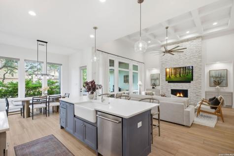 3 Saxby Glen San Antonio TX 78257