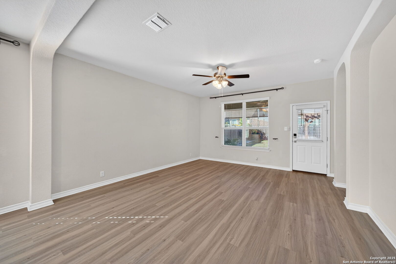 8211 Samsel San Antonio TX 78254