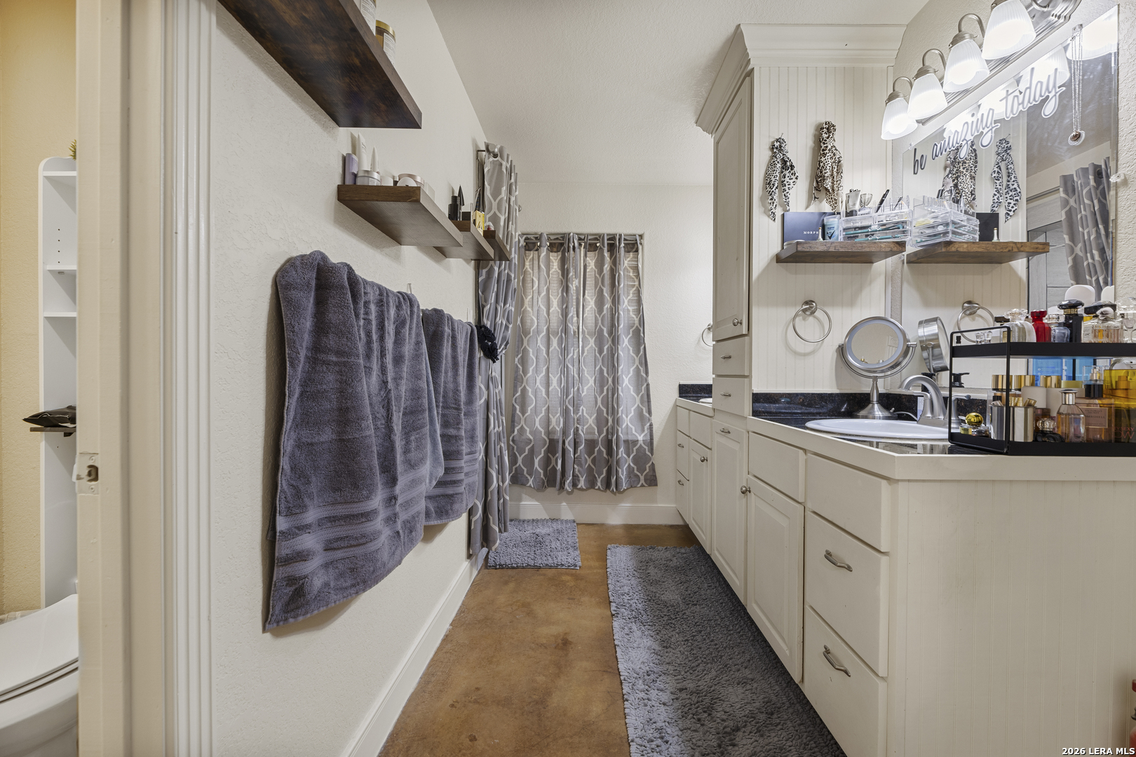 103 E High Bluff Circle Boerne TX 78006