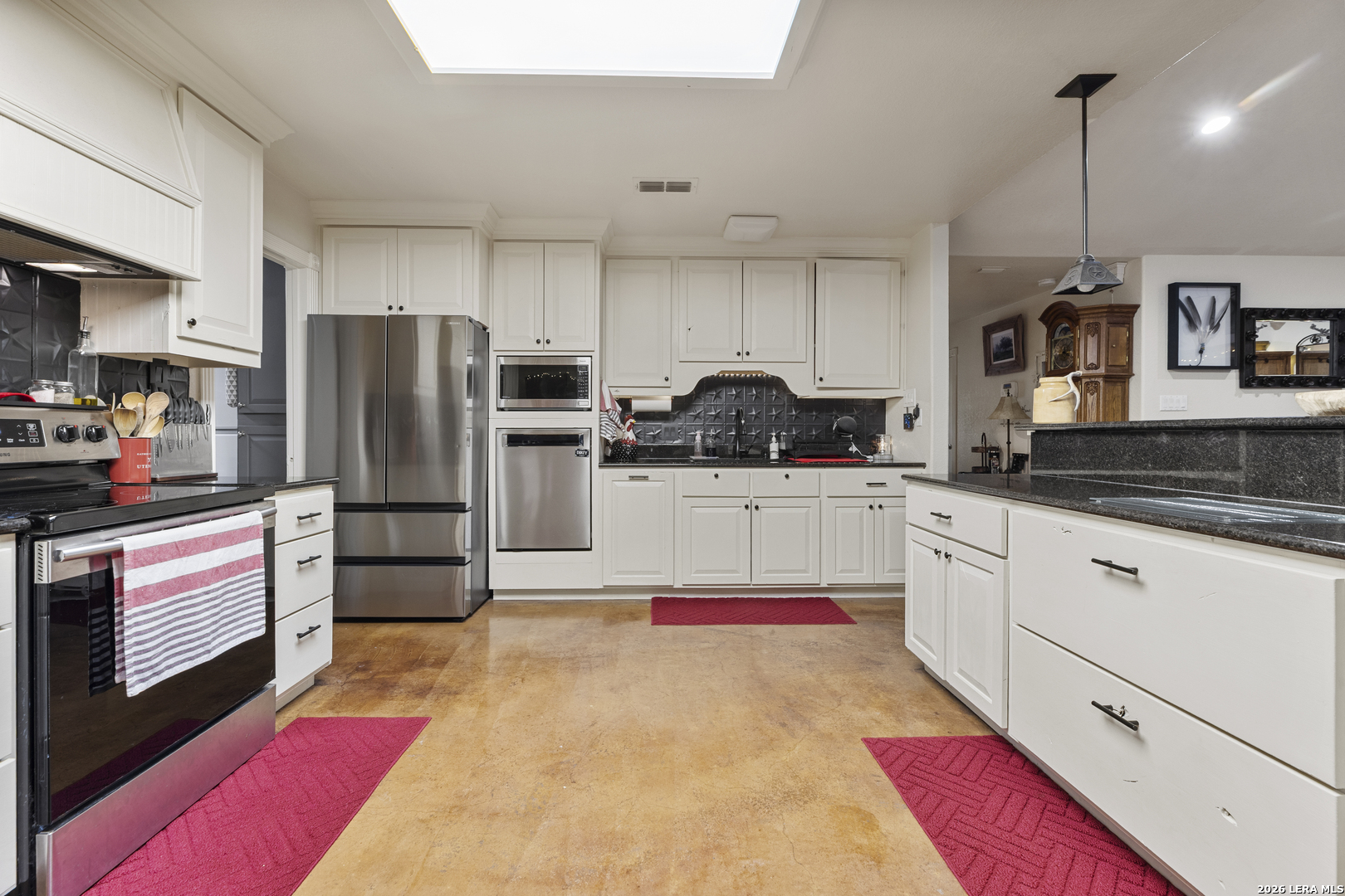 103 E High Bluff Circle Boerne TX 78006