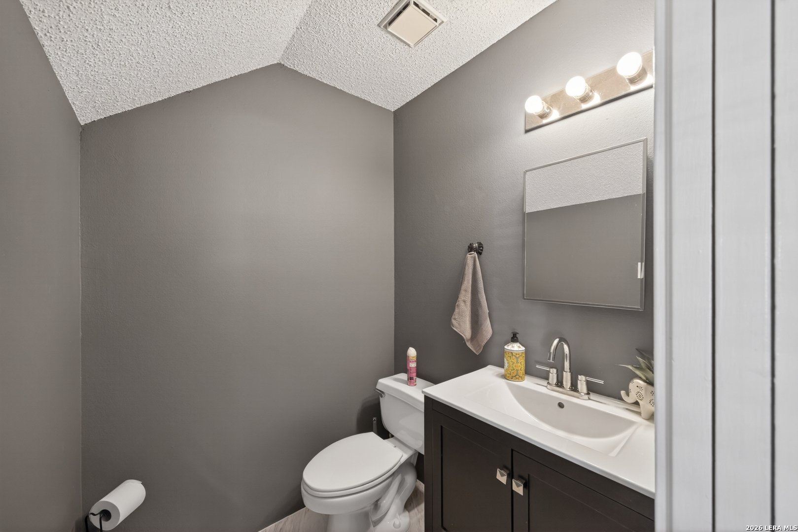 6630 Meadow Fawn Drive Converse TX 78109