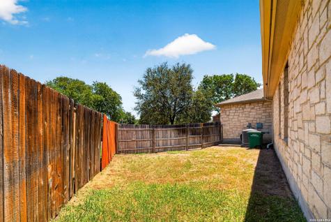 7811 Mcgowen Field San Antonio TX 78227