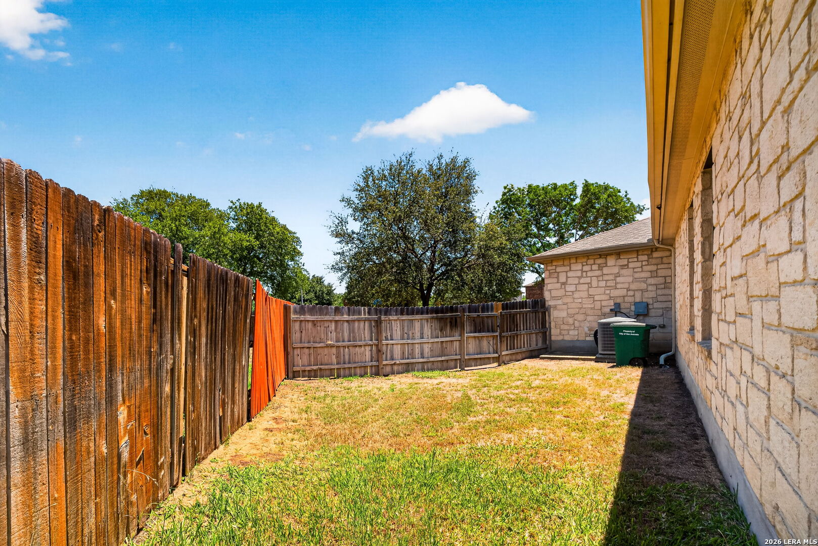 7811 Mcgowen Field San Antonio TX 78227