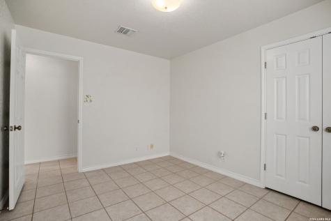 11560 Fm 775 Floresville TX 78114