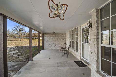 11560 Fm 775 Floresville TX 78114