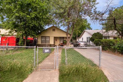 318 Adaes Avenue San Antonio TX 78207