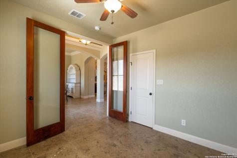 117 Abrego Run Floresville TX 78114