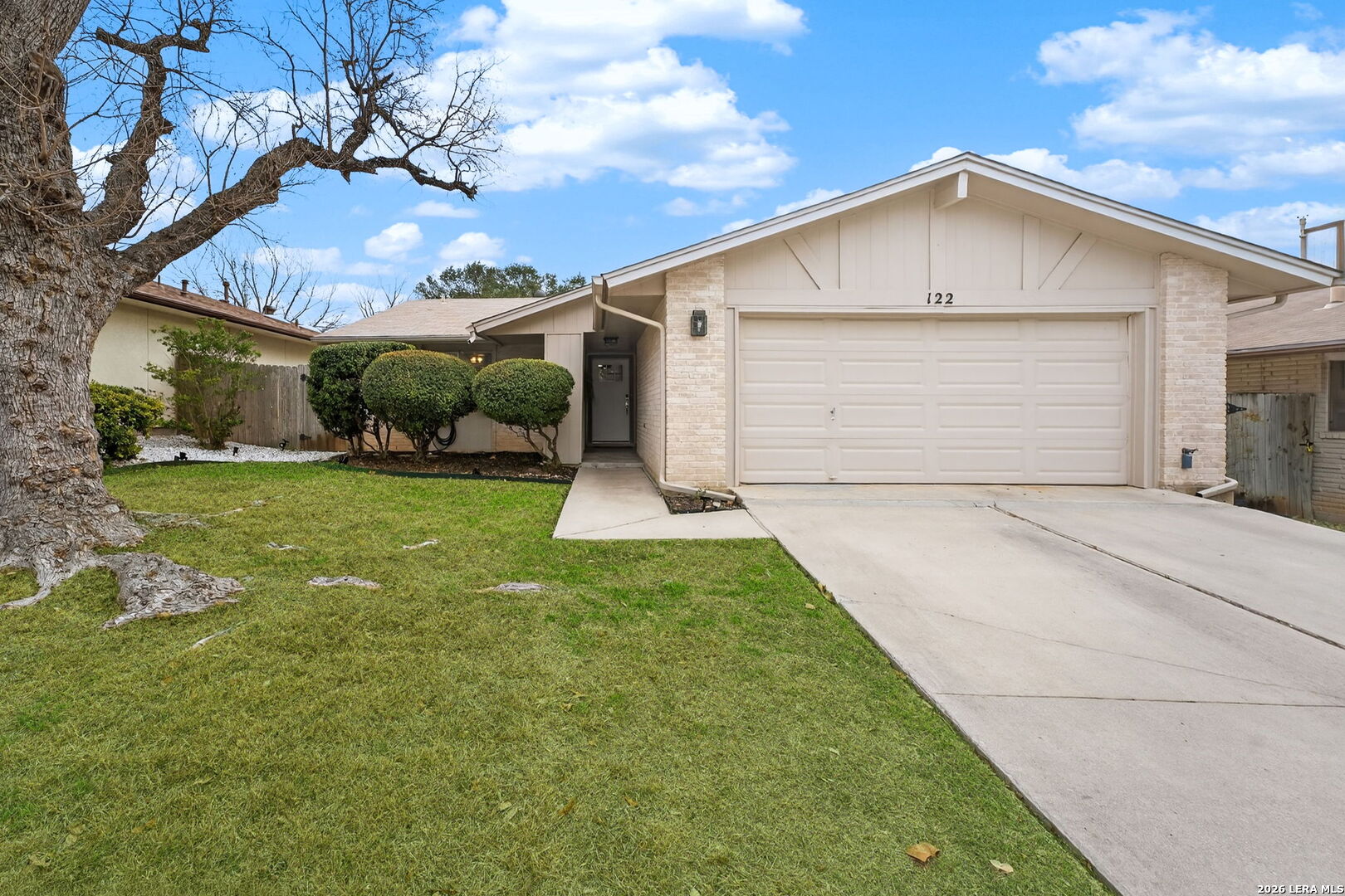 122 Bolerio Drive Universal City TX 78148