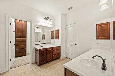 221 Windsor Drive Boerne TX 78006