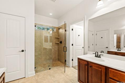 221 Windsor Drive Boerne TX 78006