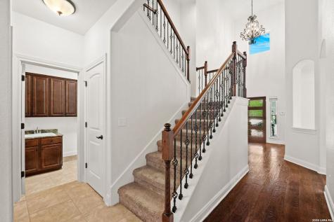 221 Windsor Drive Boerne TX 78006