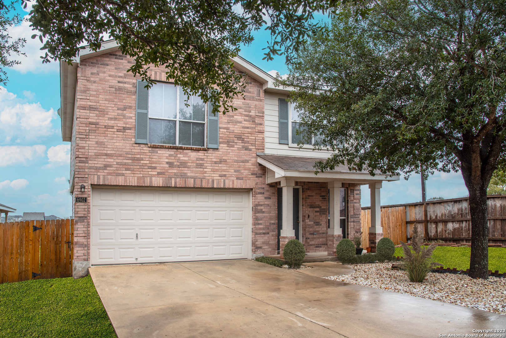 6902 Shelbyville Court San Antonio TX 78244