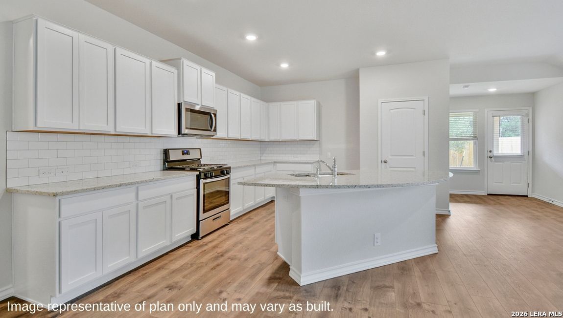 145 Bruce Cove Mico TX 78056