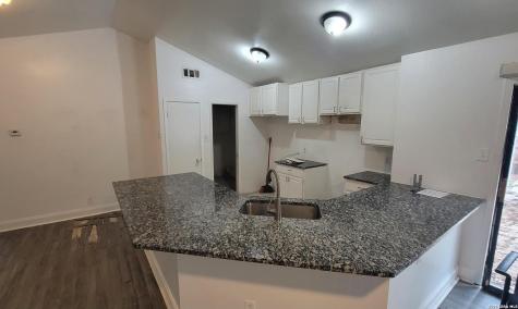 6011 Forest Ridge San Antonio TX 78240