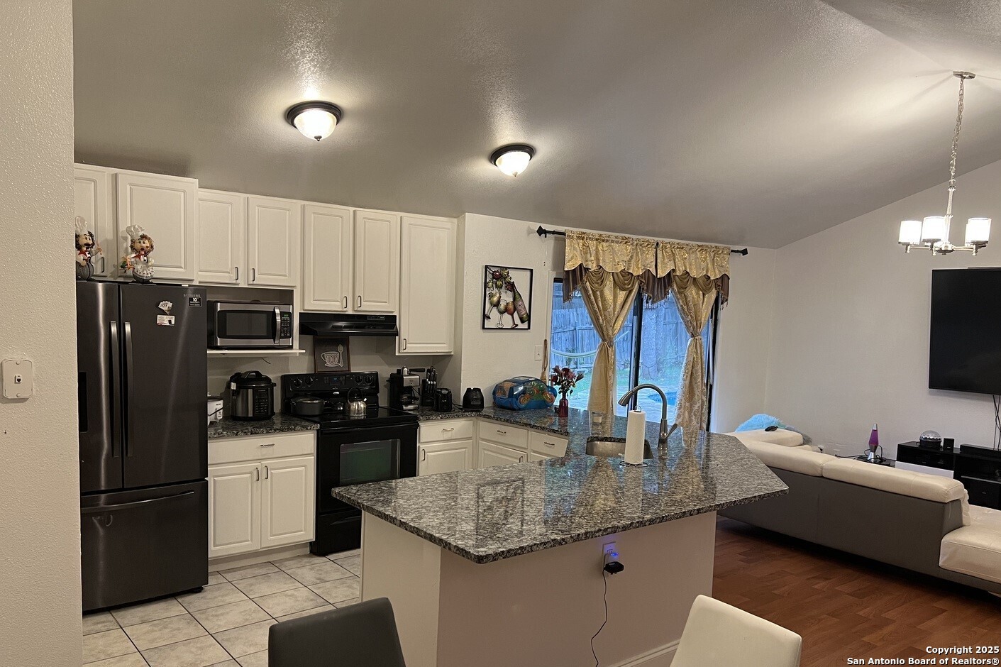 6011 Forest Ridge San Antonio TX 78240