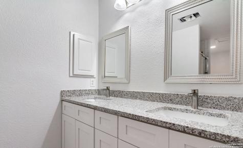 6011 Forest Ridge San Antonio TX 78240